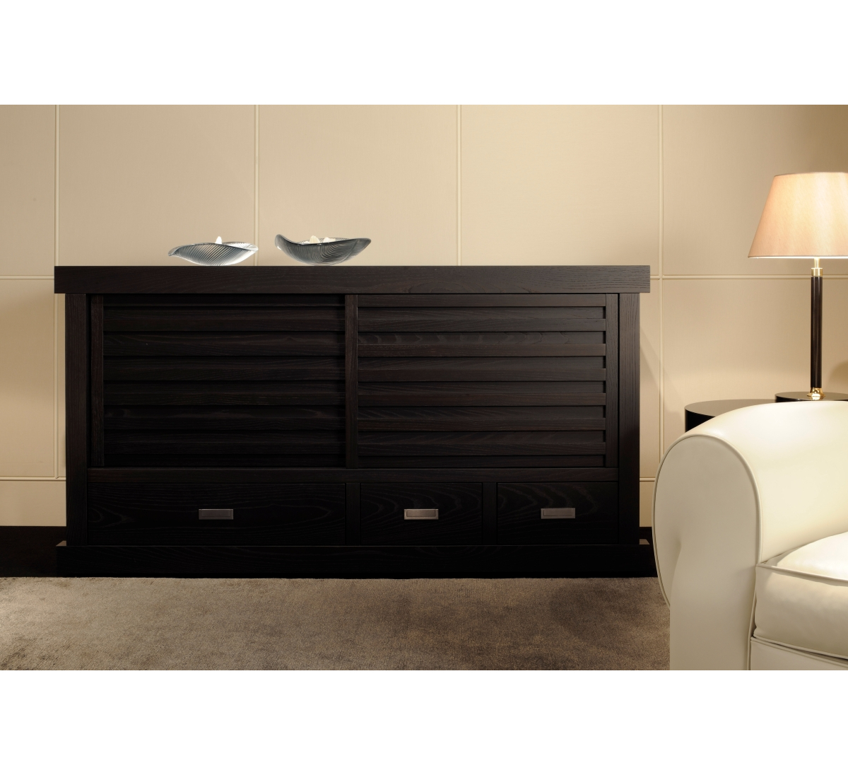 Комод Edilio Armani / Casa, стоимость 1 540 000 руб.  Фотография 2